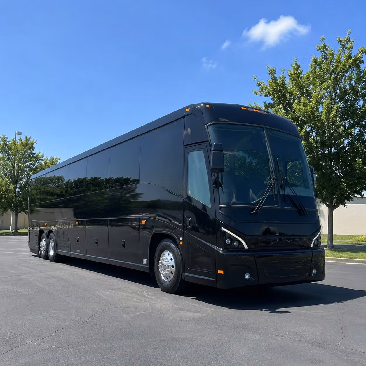 choosing the right bus size for your antioch employee shuttle