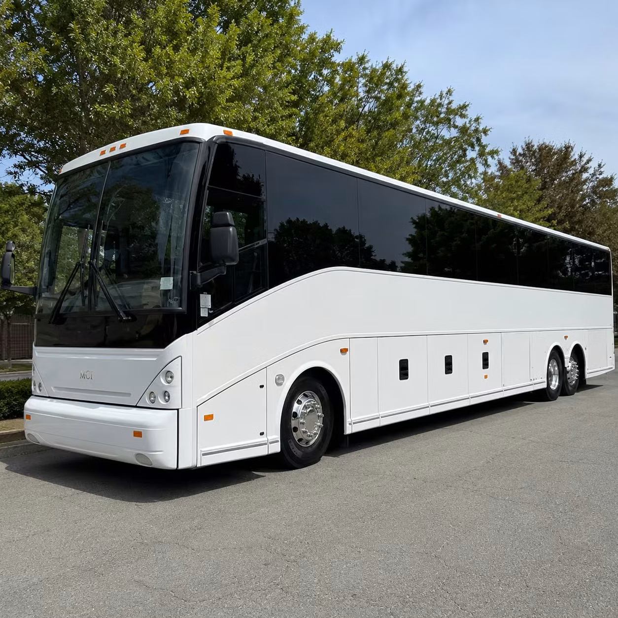 getting your group to oakland international airport without the headache